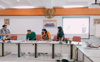 Penanda tanganan kerjasama dengan Politeknik ubaya